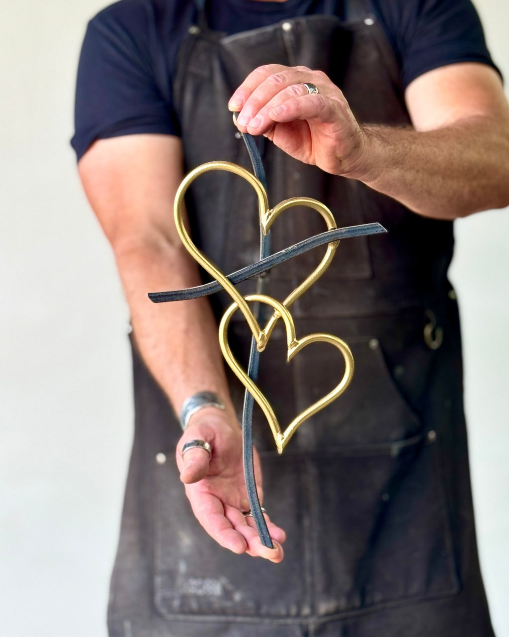 Walk In Love „Herzen aus Gold“ Kreuz