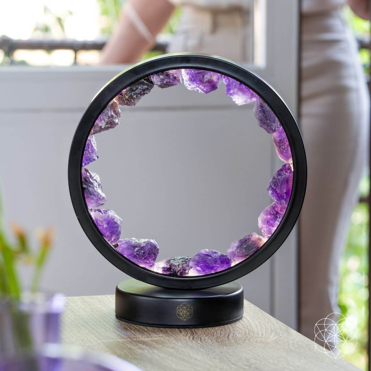 Ich bin in Frieden – Spiritueller Schutz Amethyst-Lampe