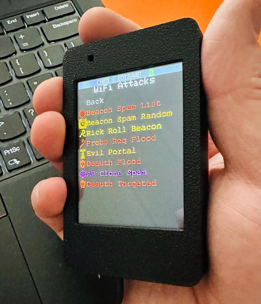 ESP32 Ultra Marauder – Kompaktes WLAN- und Bluetooth-Analyse-Tool